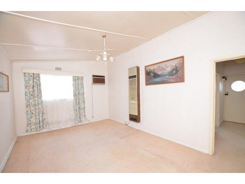 8 Wellington Street, West Footscray VIC 3012