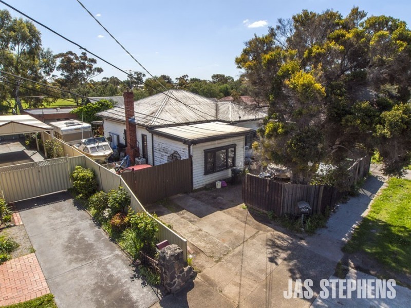 107 Station Road, Deer Park VIC 3023