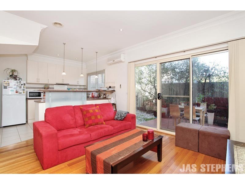 4/100 Stanhope Street, West Footscray VIC 3012