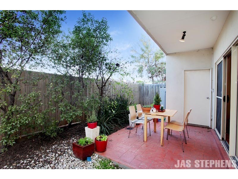 4/100 Stanhope Street, West Footscray VIC 3012