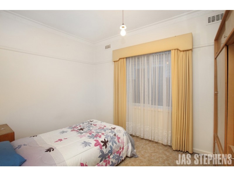 18 Tenterden Street, Yarraville VIC 3013