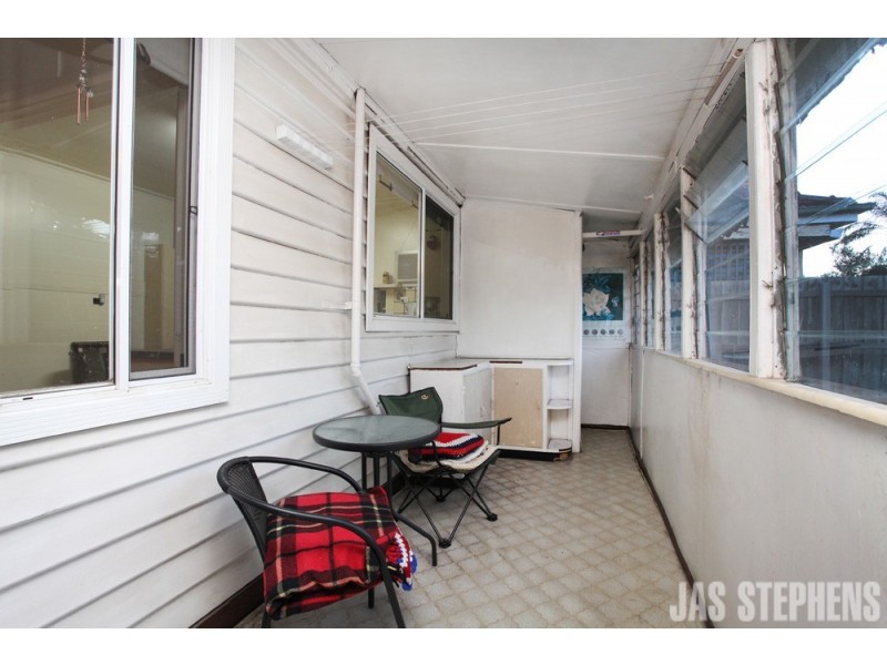 18 Tenterden Street, Yarraville VIC 3013