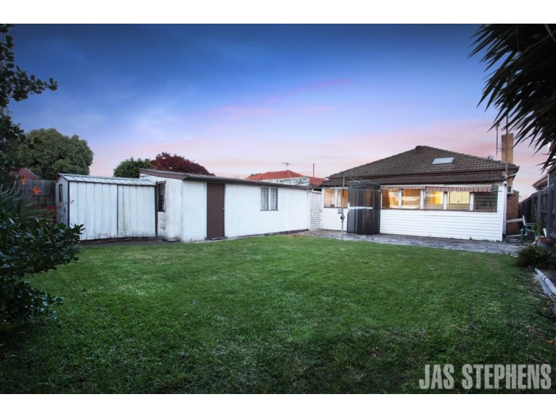 18 Tenterden Street, Yarraville VIC 3013