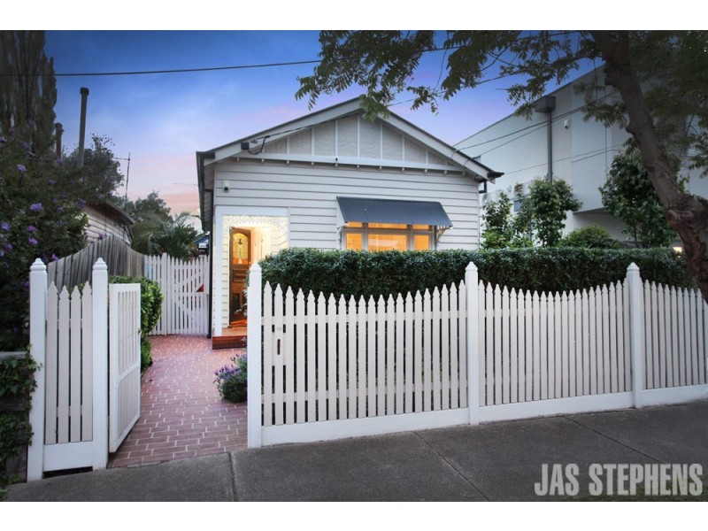 19 Norfolk Street, Maidstone VIC 3012