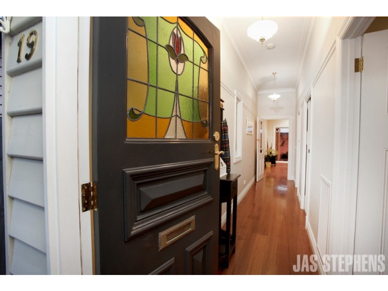 19 Norfolk Street, Maidstone VIC 3012