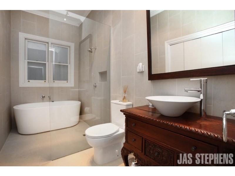 19 Norfolk Street, Maidstone VIC 3012