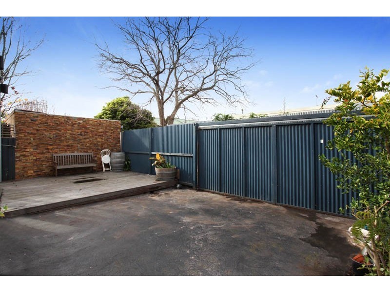 61 Chirnside Street, Kingsville VIC 3012