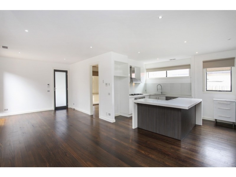1/9 Basil Street, Newport VIC 3015