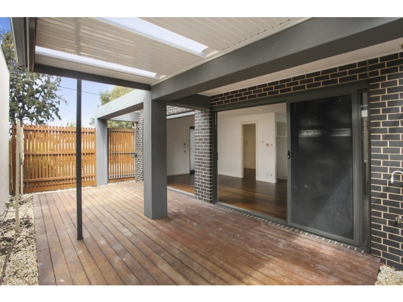 1/9 Basil Street, Newport VIC 3015