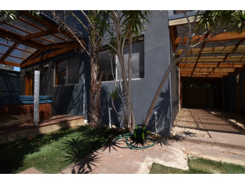20 Anderson Street, Newport VIC 3015
