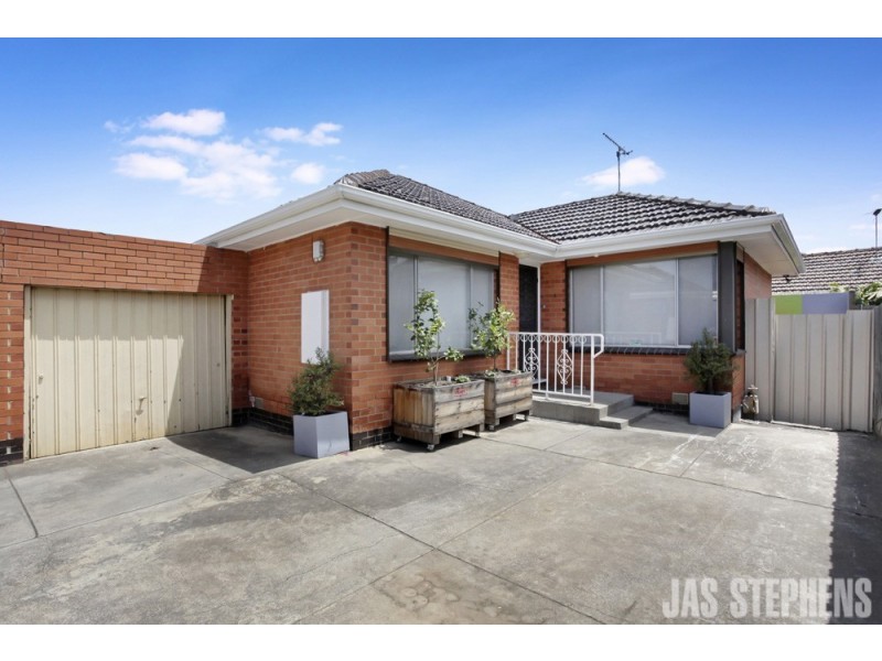 4/18 Edgar Street, Kingsville VIC 3012