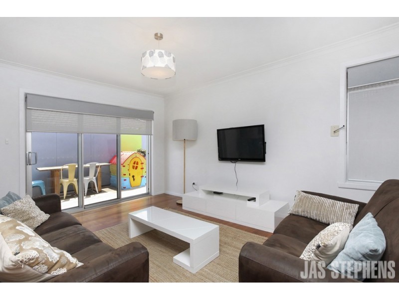 4/18 Edgar Street, Kingsville VIC 3012