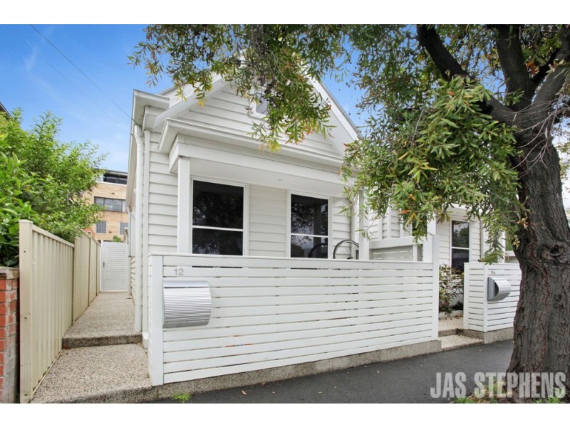 12 Arran Street, Seddon VIC 3011