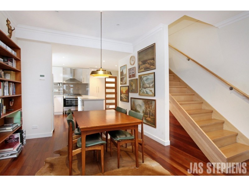 12 Arran Street, Seddon VIC 3011