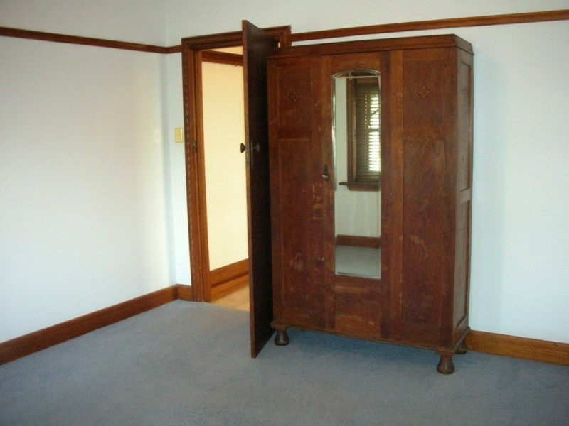 27 Queensville Street, Kingsville VIC 3012