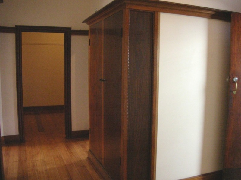 27 Queensville Street, Kingsville VIC 3012