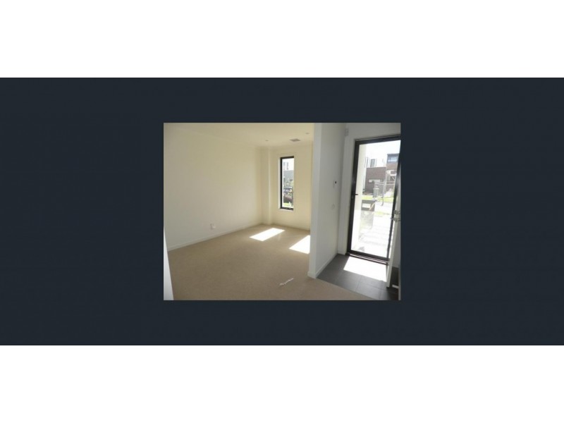 10 Beaurepaire Parade, Footscray VIC 3011