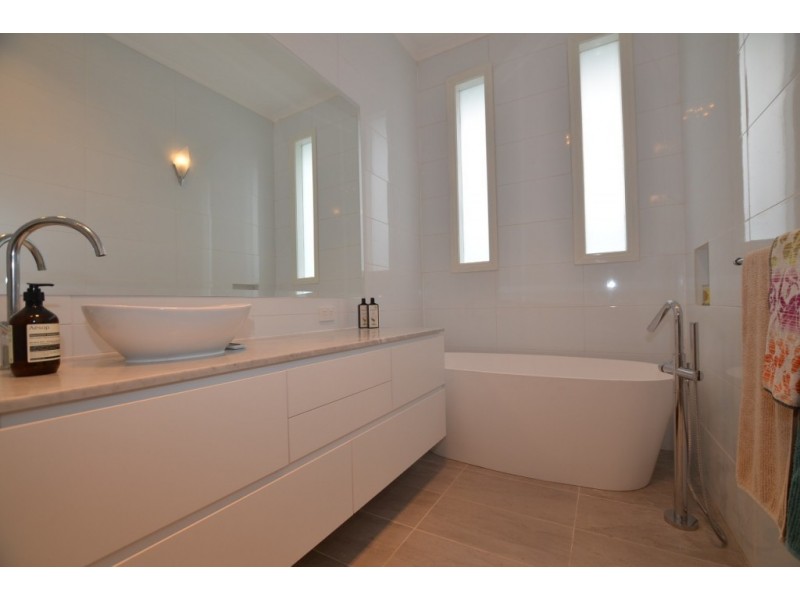 32 Tucker Street, West Footscray VIC 3012