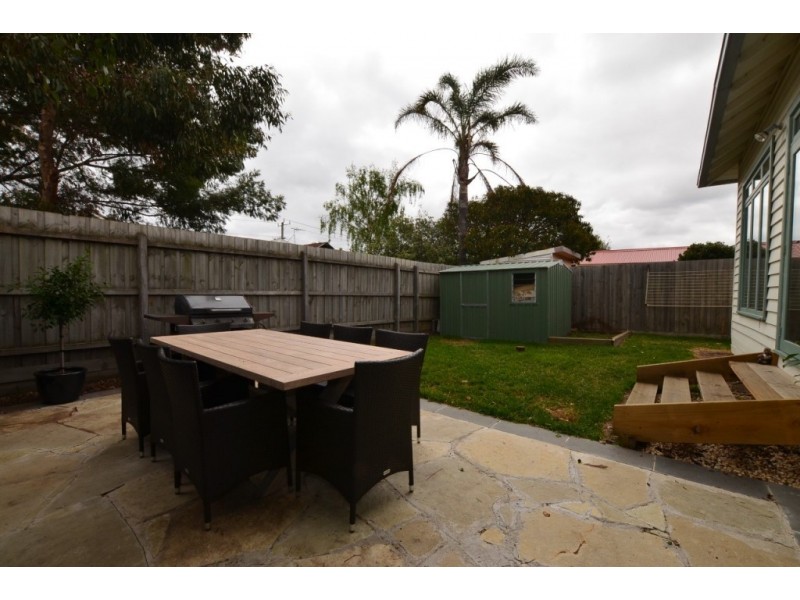 32 Tucker Street, West Footscray VIC 3012