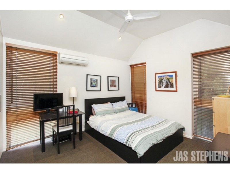 1/163 Somerville Road, Yarraville VIC 3013