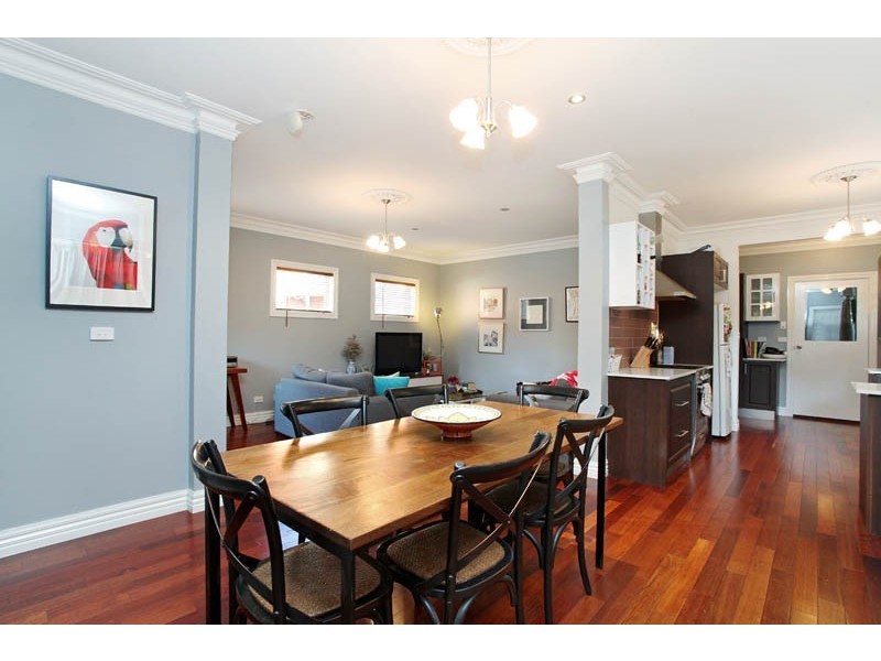 2/23 Baird Street, Maidstone VIC 3012