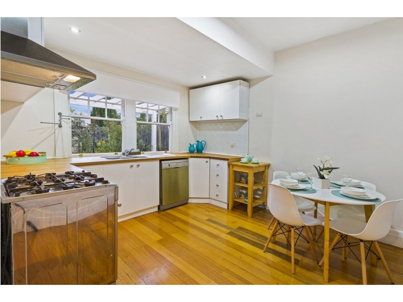 65 Empress Avenue, Kingsville VIC 3012