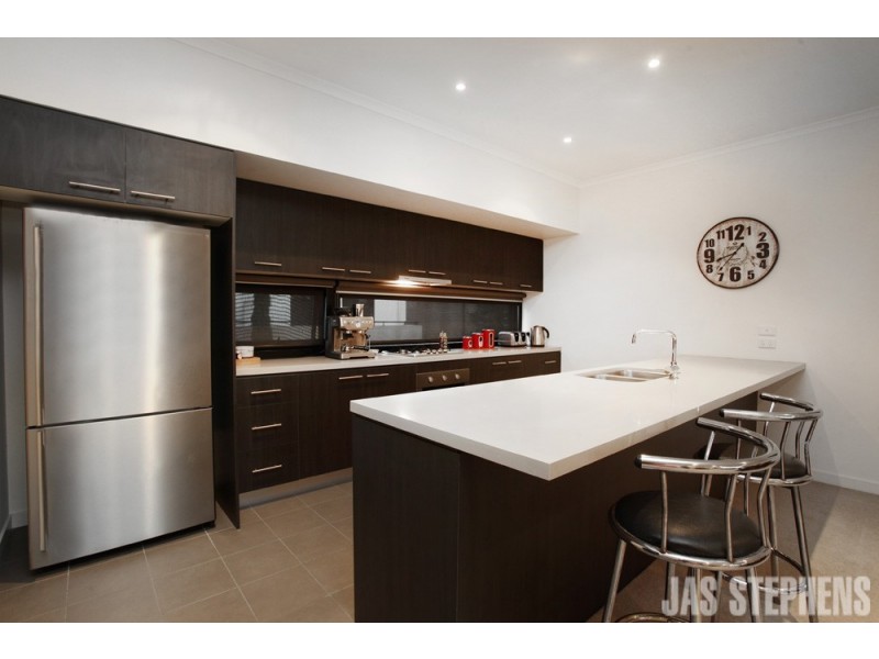 5 Hartman Walk, Footscray VIC 3011