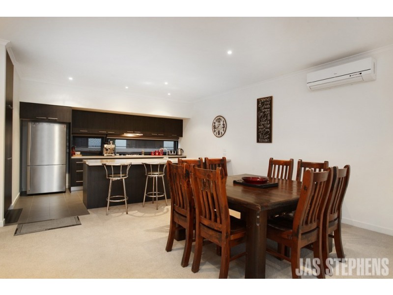 5 Hartman Walk, Footscray VIC 3011