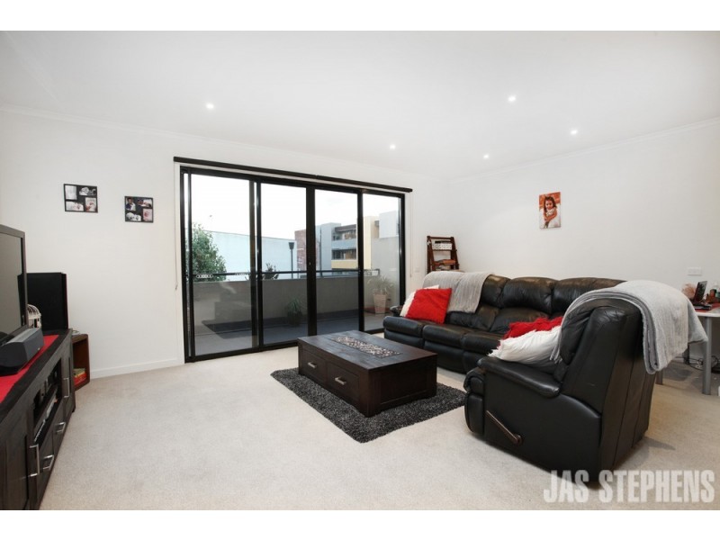 5 Hartman Walk, Footscray VIC 3011