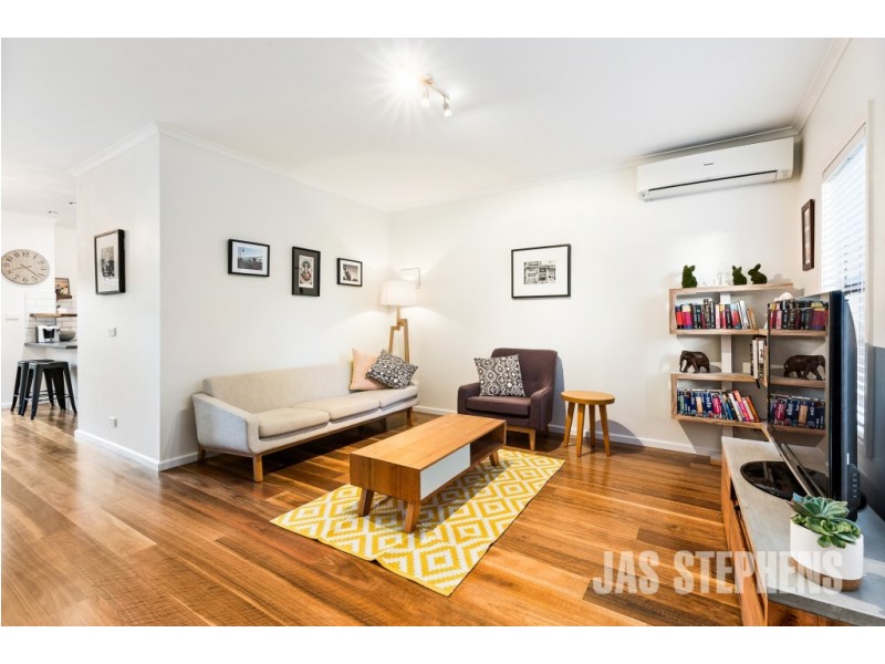 20/296 Somerville Road, Kingsville VIC 3012
