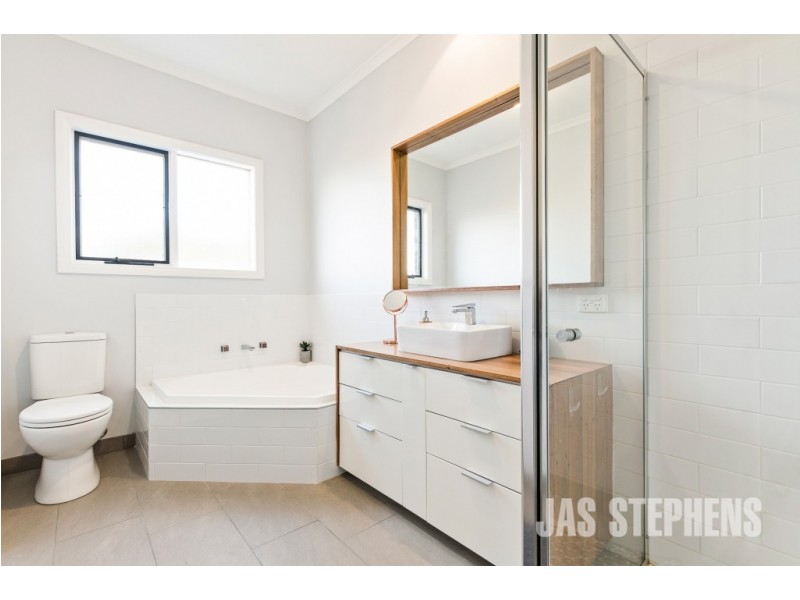 20/296 Somerville Road, Kingsville VIC 3012