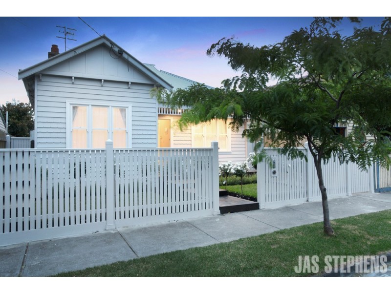88 Queensville Street, Kingsville VIC 3012
