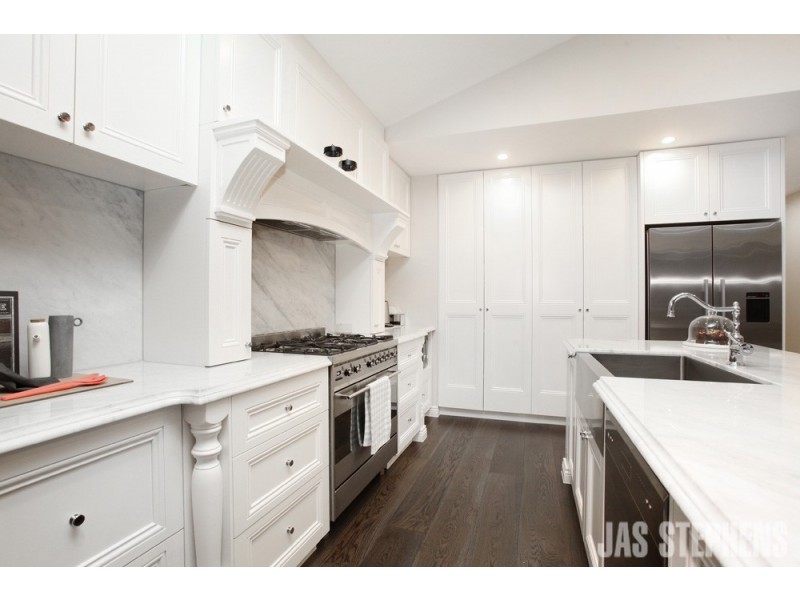 88 Queensville Street, Kingsville VIC 3012