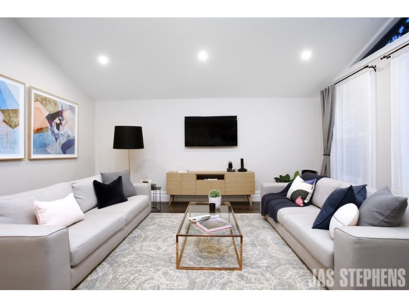 88 Queensville Street, Kingsville VIC 3012