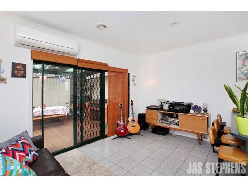 8 Buckingham Street, Footscray VIC 3011