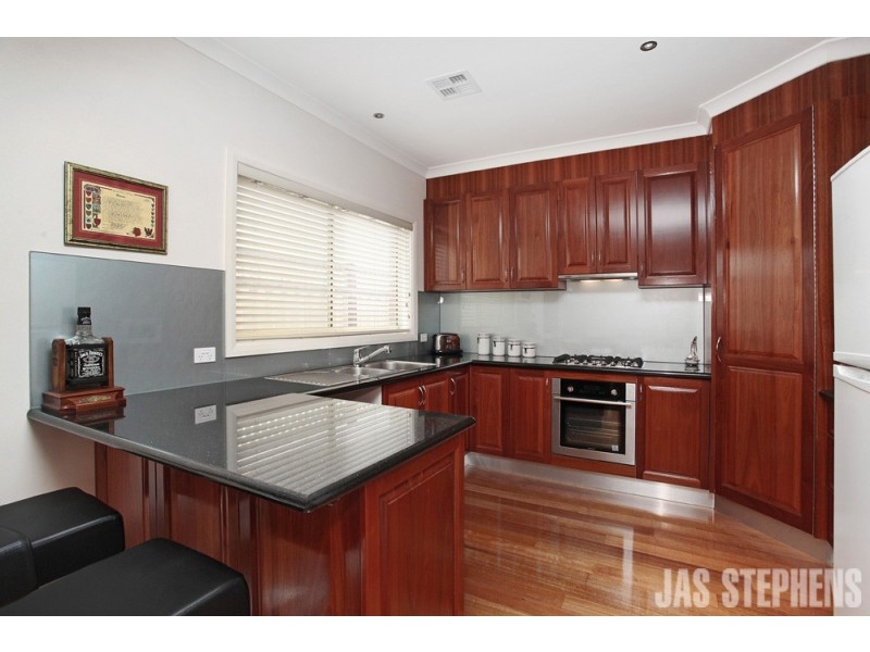 2 Eva Street, Sunshine West VIC 3020