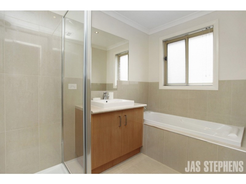 2 Eva Street, Sunshine West VIC 3020