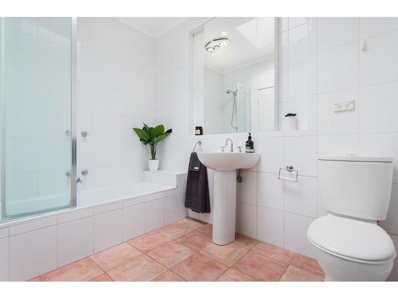 16A Gordon Parade, Yarraville VIC 3013