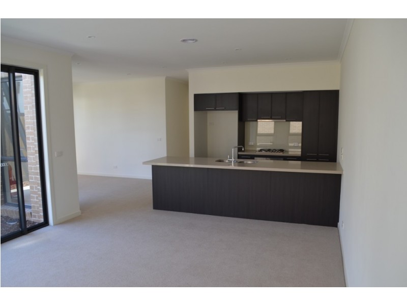 2 Beaurepaire Parade, Footscray VIC 3011