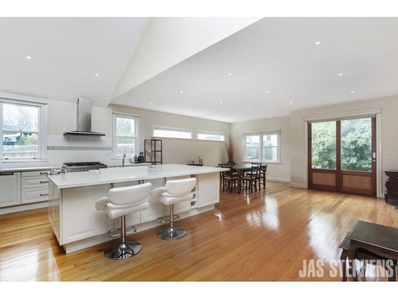 15 Charlotte Street, Yarraville VIC 3013