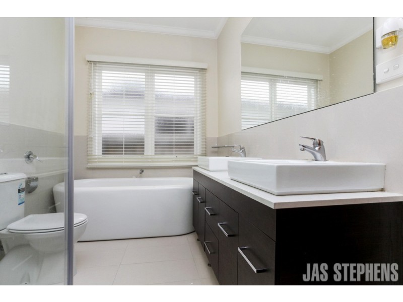 15 Charlotte Street, Yarraville VIC 3013