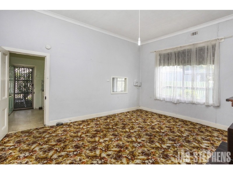 153 Coronation Street, Kingsville VIC 3012