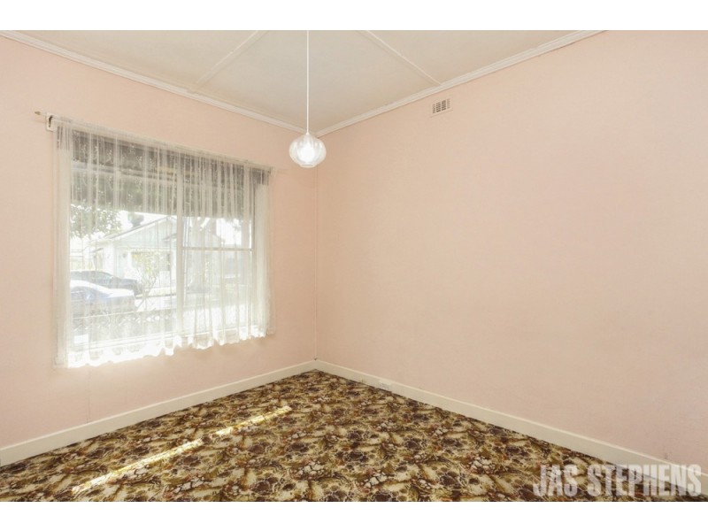 153 Coronation Street, Kingsville VIC 3012