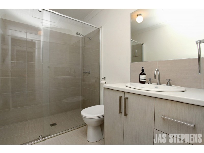 2/8 Norma Street, Sunshine VIC 3020