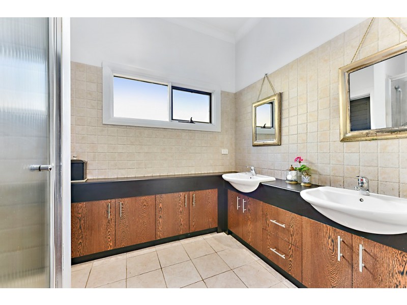 6 Cooper Street, Essendon VIC 3040