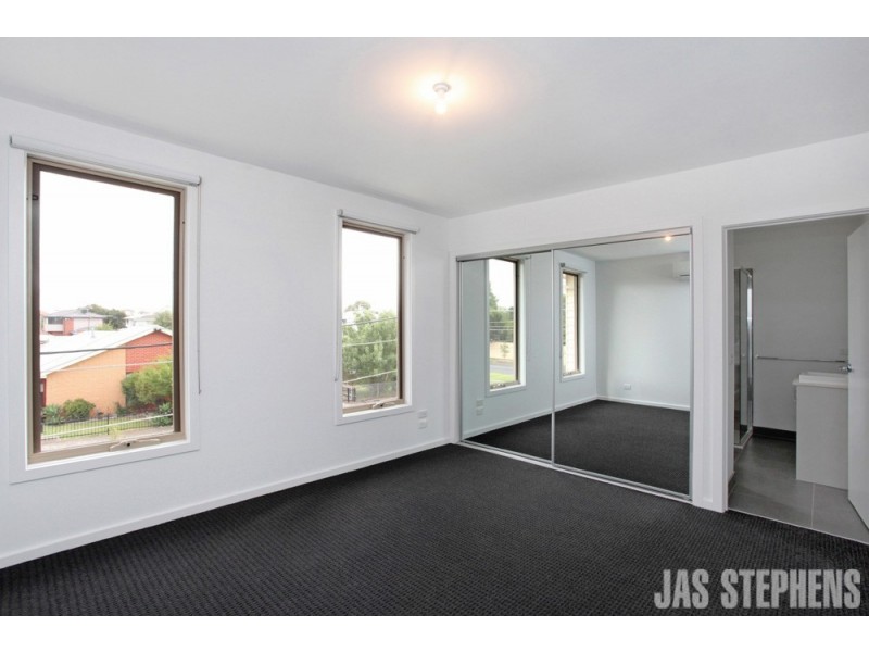 21 Clarendon Street, Maidstone VIC 3012