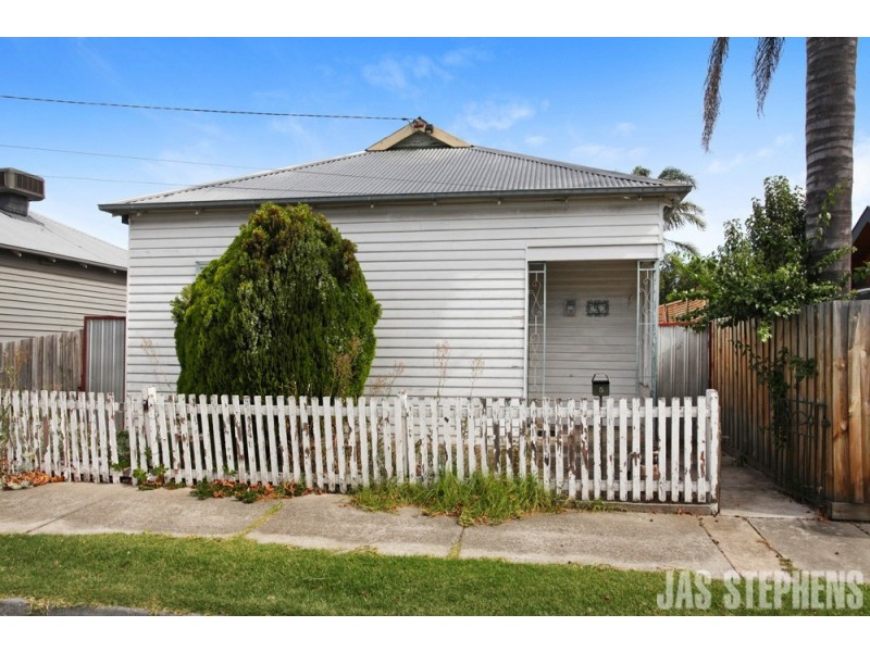 5 Lawrence Street, Seddon VIC 3011