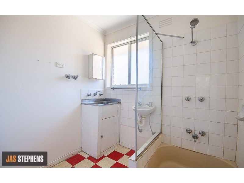 1/35 New Street, South Kingsville VIC 3015