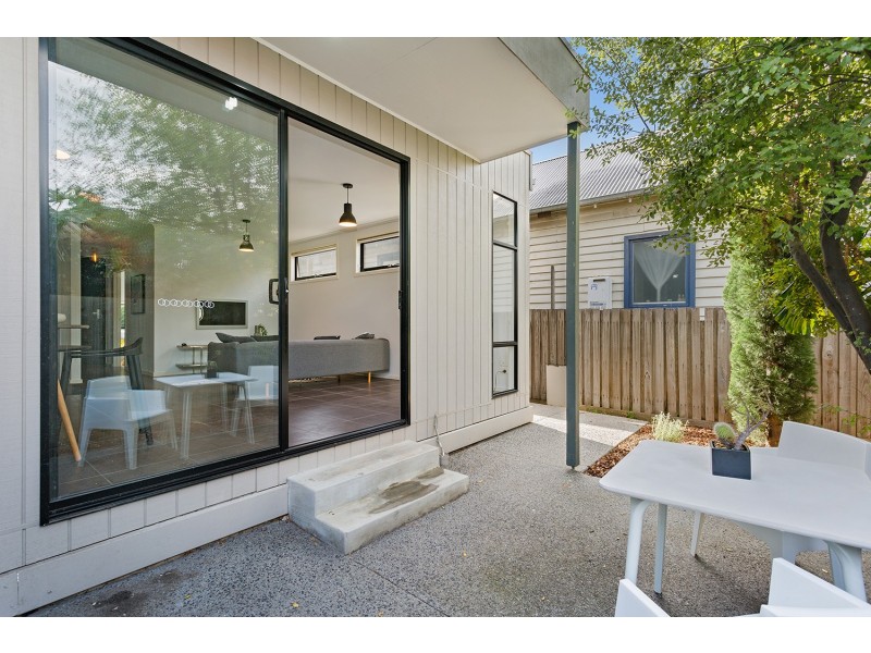 1/119 Summerhill Road, Footscray VIC 3011