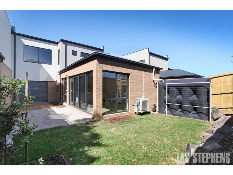 47 Queens Circuit, Sunshine VIC 3020